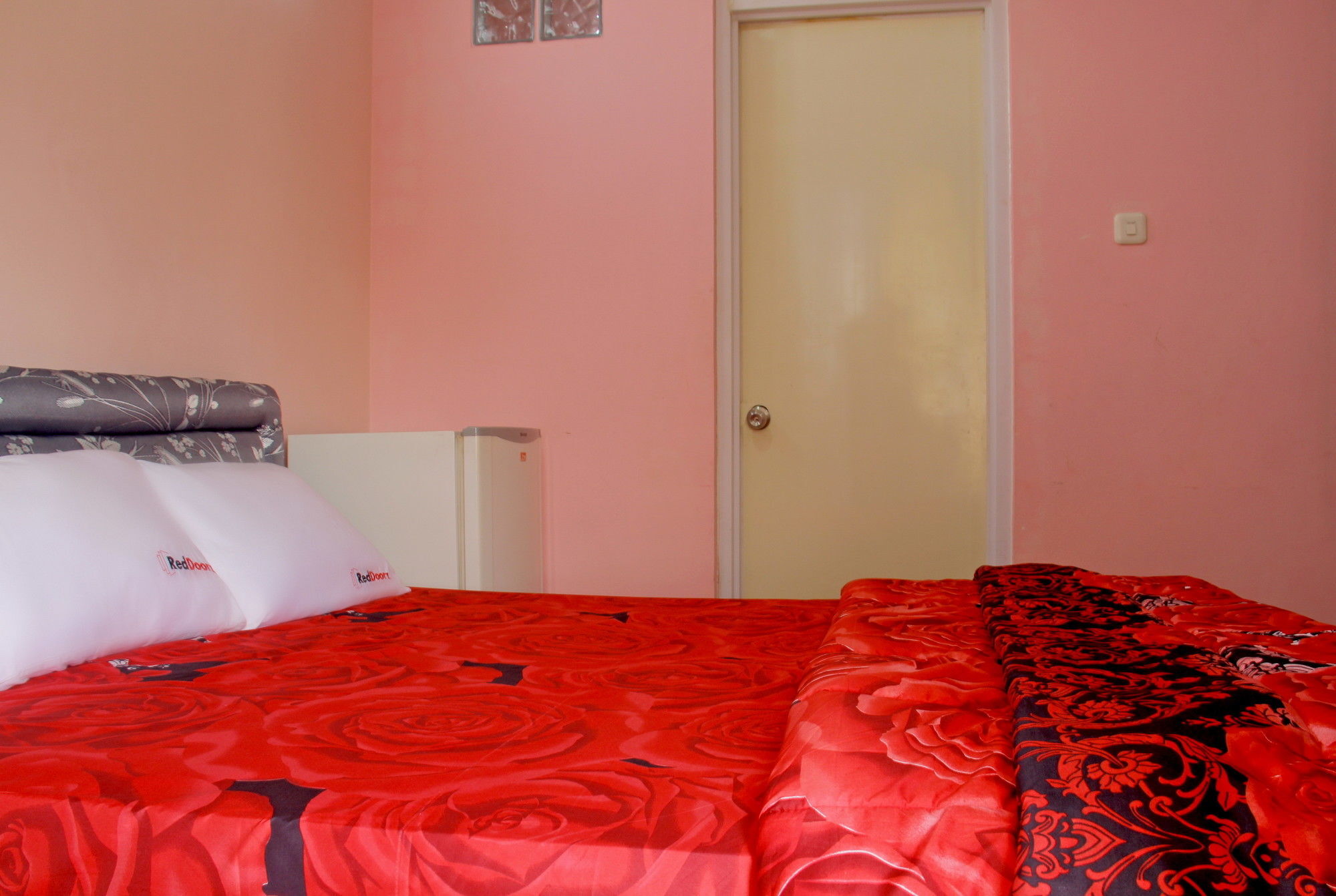 Reddoorz Near Hyperpoint Pasteur Hotel Bandung Exterior foto