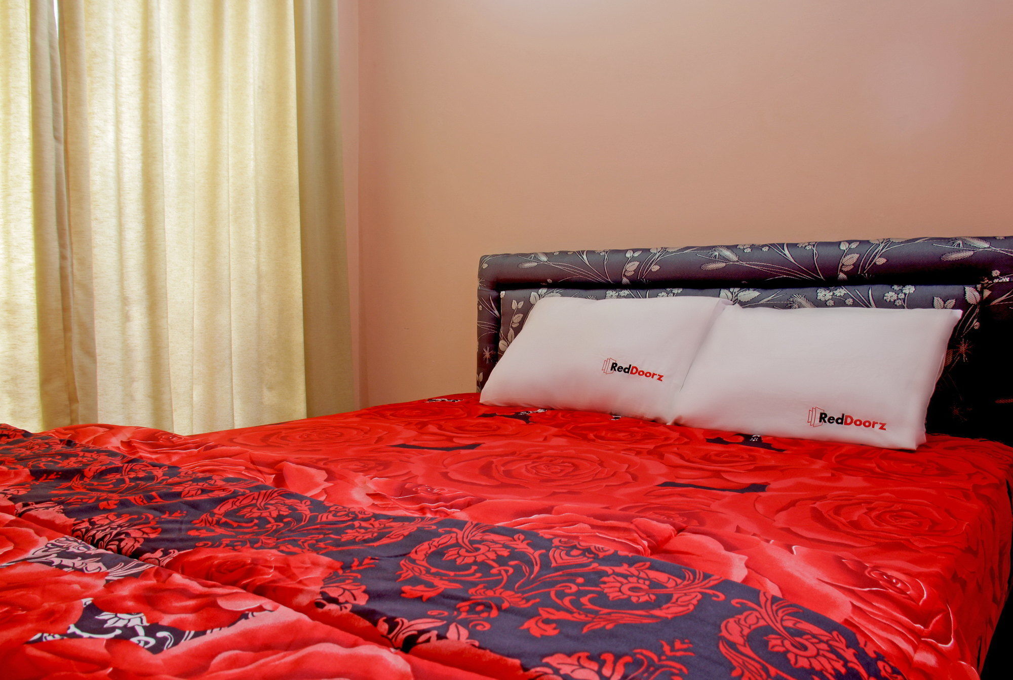 Reddoorz Near Hyperpoint Pasteur Hotel Bandung Exterior foto